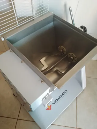 Masseira de pão Venâncio ARV 25kg