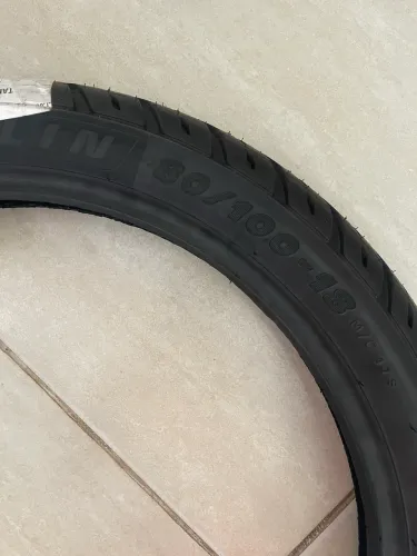 Pneu michelin 80/100 aro 18