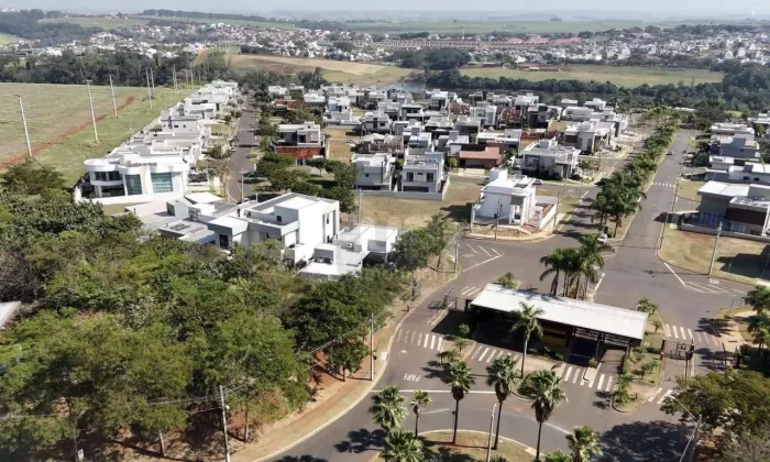 Terreno à venda, 323 m² por R$ 480.000,00 - Loteamento Residencial e Comercial Villa D'Aqu