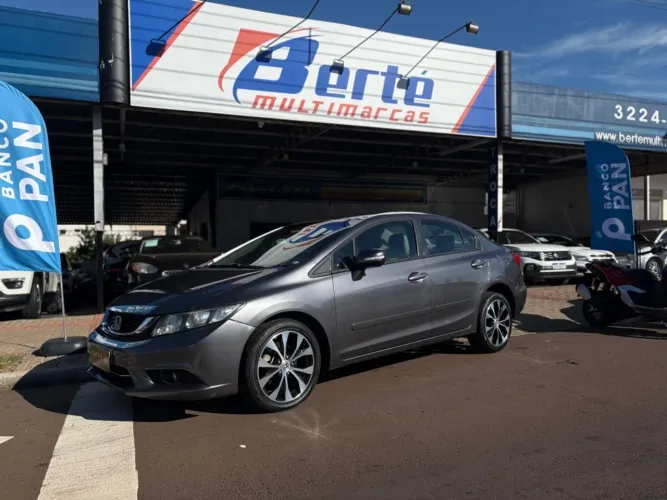 Honda Civic Sedan LXR 2.0 Flexone 16V Aut. 4P 2015