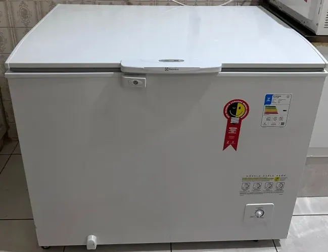 Freezer Electrolux Horizontal H330 - semi novo