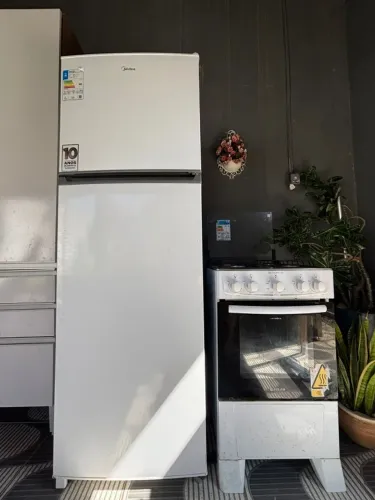 Geladeira Midea Duplex (7meses de uso)+ Fogão 4 bocas (entrego)