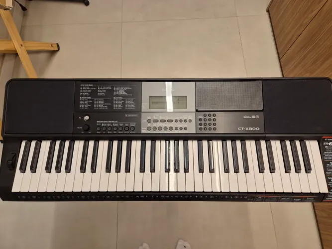 Teclado Casio CTX800 com pedal