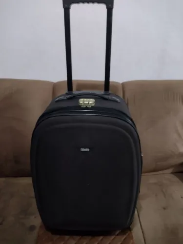 Vendo mala de viagem 10 kg
