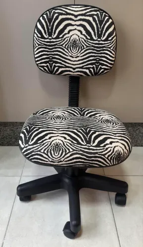 Cadeira Executiva Giratória Estampa Zebra