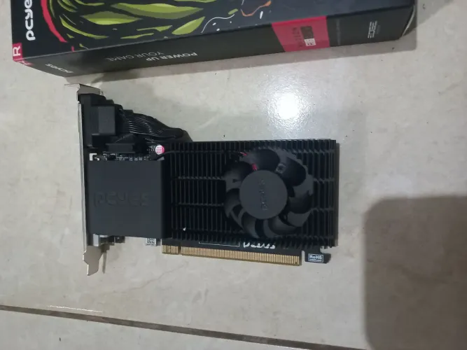 PLACA DE VIDEO RADEON R5 220
