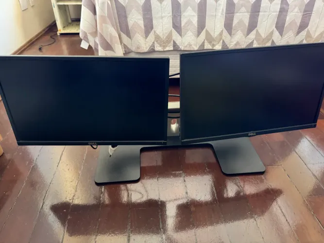 Suporte de mesa Dell com duas telas 