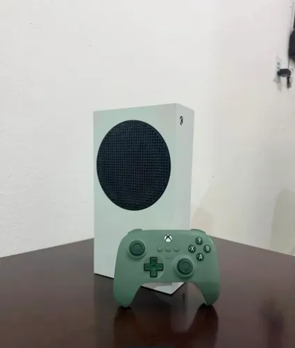 Xbox Series S + Controle Gamesir