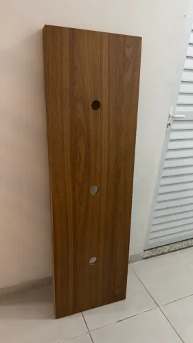 Painel suspenso para balcão
