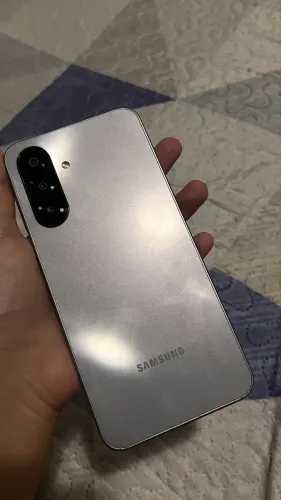 Samsung galaxy semi novo