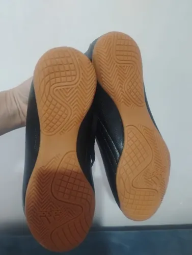 Chuteira Adidas