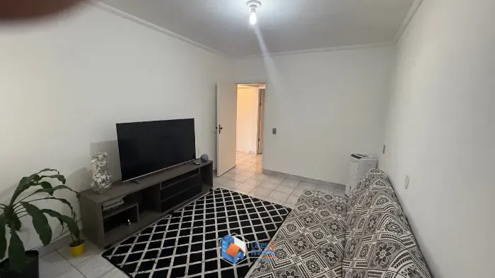 Casa para venda em Jardim Irapiranga com 5 quartos, sendo 1 suíte, 394m²