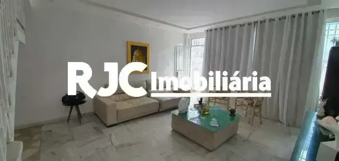 Casa para venda possui 238 metros quadrados com 5 quartos em Tijuca - Rio de Janeiro - RJ