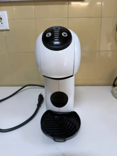 Cafeteira Dolce Gusto Nova
