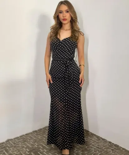 Vendo vestido de poá, novo