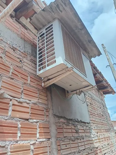 Vende se uma central de ar *46