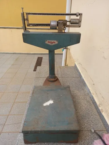 Balança antiga Filizola - ótimo estado