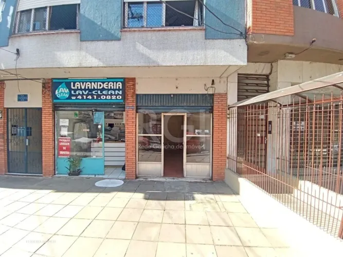 Ponto Comercial/Loja para Alugar no Centro Histórico com 19 m² de Área Útil