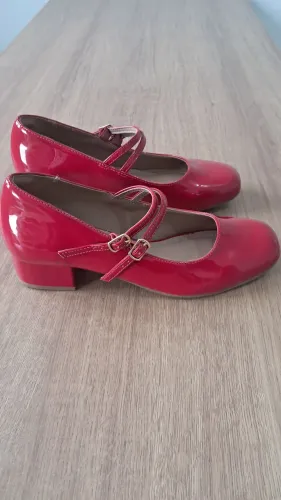 Sapato Scarpin Via Marte número 35 vermelho