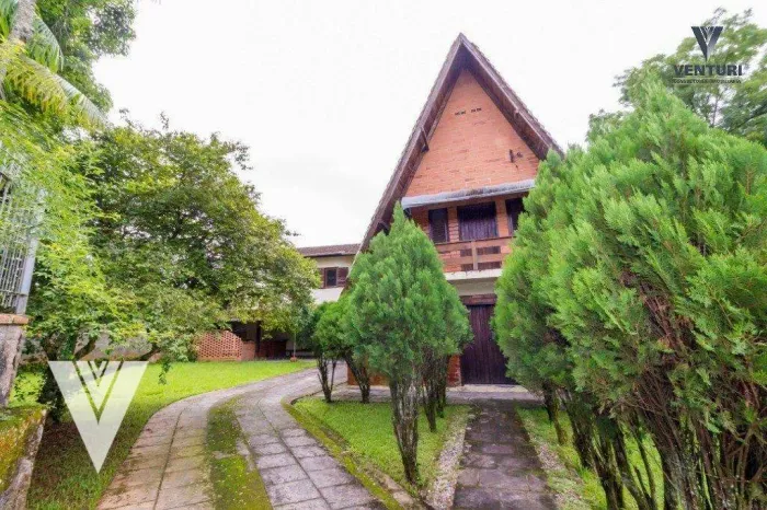 Casa com 5 dormitórios para alugar, 227 m² por R$ 2.900,00/mês - Salto - Blumenau/SC