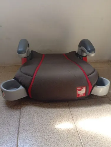 Cadeira infantil - automóvel