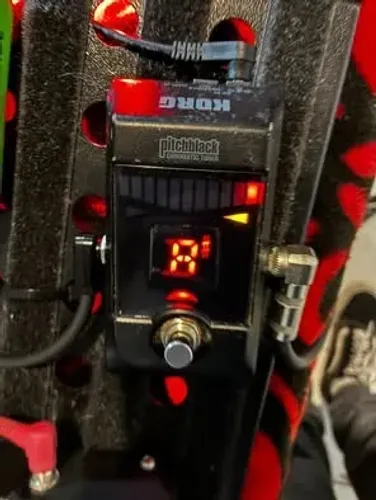 Pedal afinador Korg pitchblack guitarra baixo