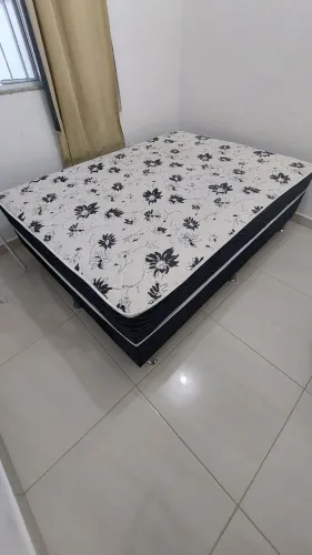 Vendo cama box casal