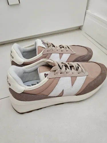 TENIS NEW BALANCE 370v1