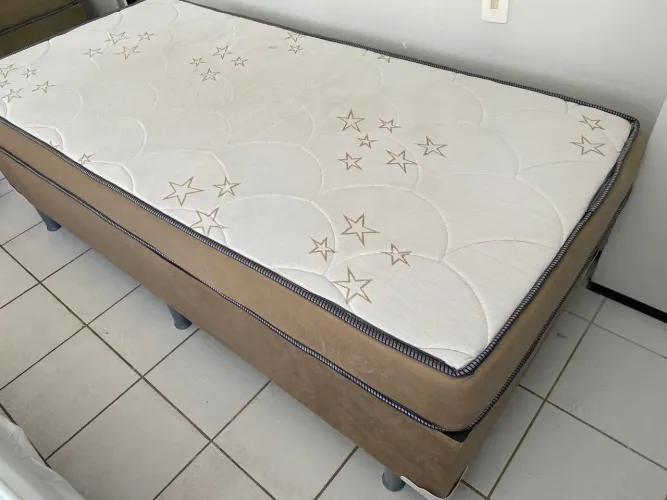 Cama box de solteiro