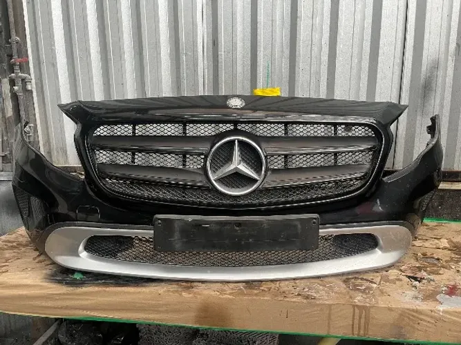 Pára-choque Mercedes GLA 200