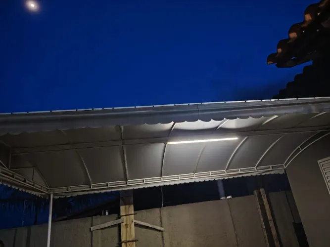 Toldo 5x3 em bom estado de conservação