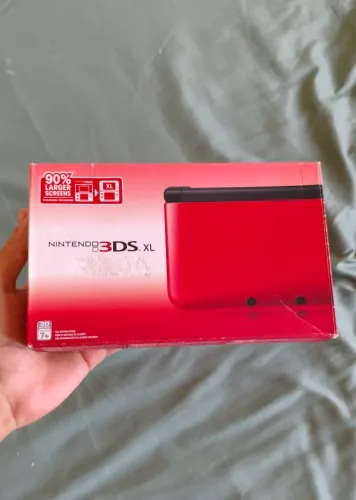 Caixa de Nintendo 3DS XL (apenas caixa)
