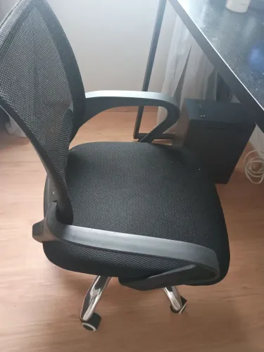 Cadeira Tipo Escritório Básica