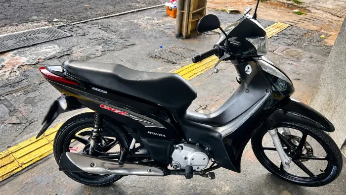 Honda Biz 125 EX 2014 - Preta