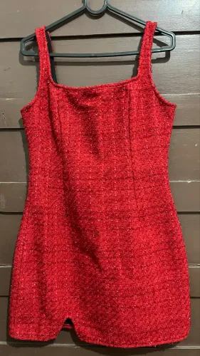 Vestido vermelho - praticamente novo