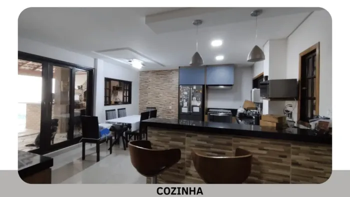 Sobrado/Casa Comercial /Residencial