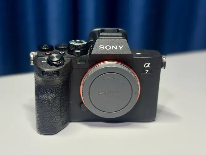 Sony a7 IV