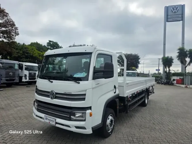 VOLKSWAGEN 11.180 2023