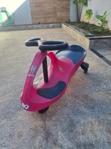 Carrinho gira-gira