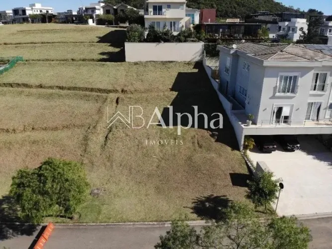 Terreno a venda no Condomínio Gênesis 2 em Alphaville - SP