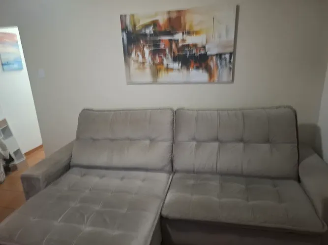 Jogo de sofá 4 lugares e rack com painel 