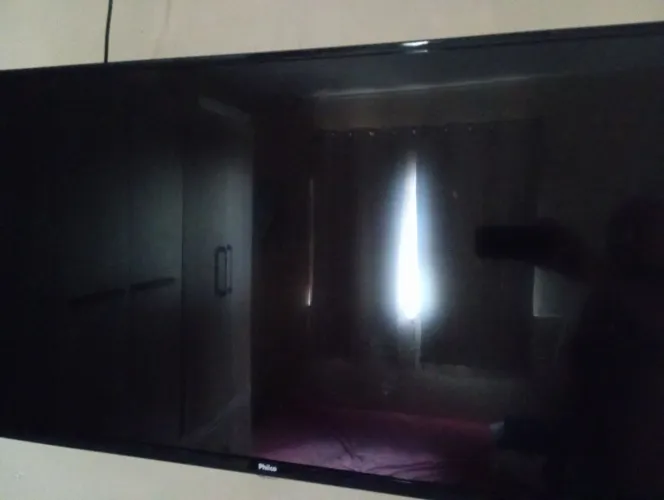 Tv Philco 43 pol com defeito no display