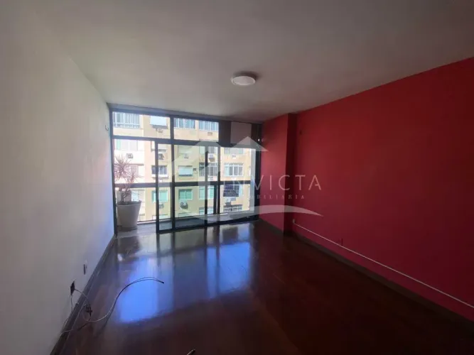 MARAVILHOSO SALA QUARTO COM VISTA MAR E VAGA EM IPANEMA