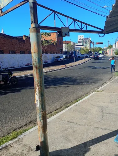 Braço mecânico para uma tonelada 
