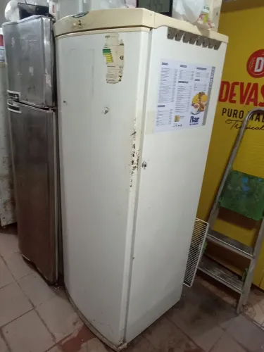 Freezer estilo geladeira de gaveta valor da humildade $800 só ligar *71 ou zap