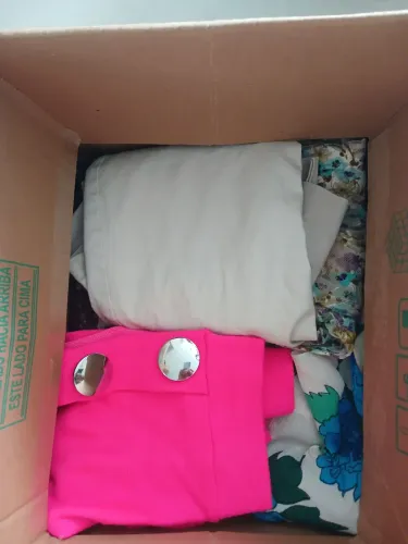 Caixa surpresa roupas femininas