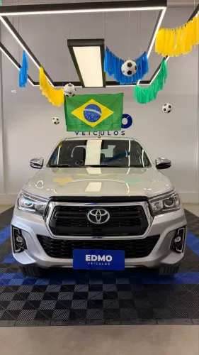 Toyota Hilux CD SRX 4X4 2.8 TDI 16V Diesel Aut. 2020