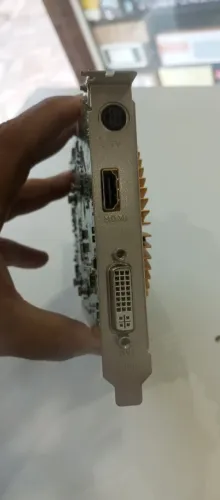 Placa de Vídeo GForce 9600 GT 1GB DDR3 