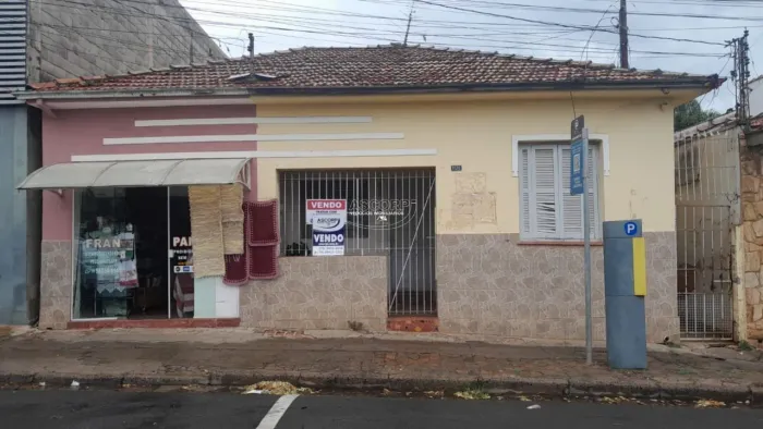 Casa à venda no bairro Paulista, Piracicaba - (Código CA02186)