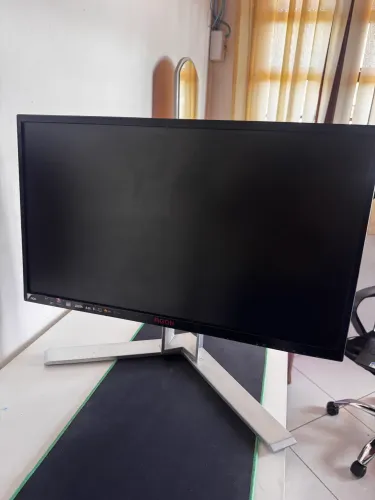 Monitor Gamer AOC 24,5 pol 240hz